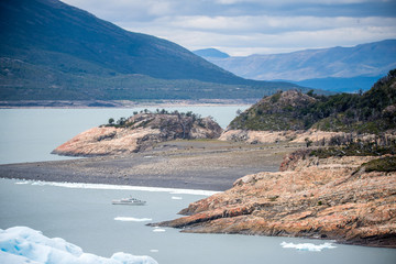 i5双核4线程 索尼时尚新本S118抢先评测