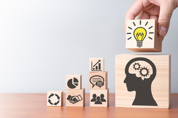 华硕笔记本电脑如何拆