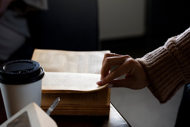 i5双核4线程 索尼时尚新本S118抢先评测