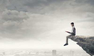 华硕笔记本电脑如何拆